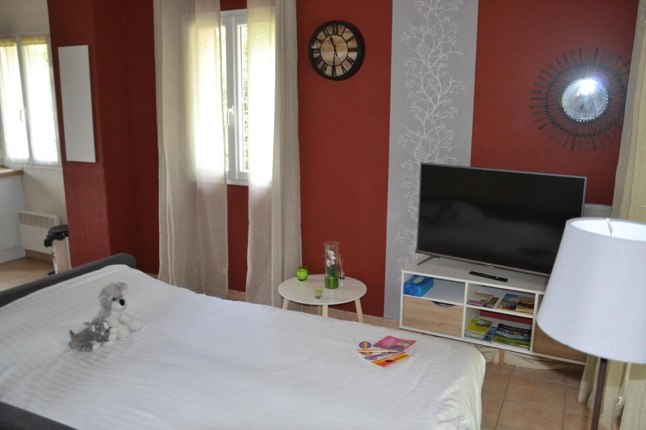 Apartment Le N4 Des Hauts De Sarlat, Clim Piscine Parking *