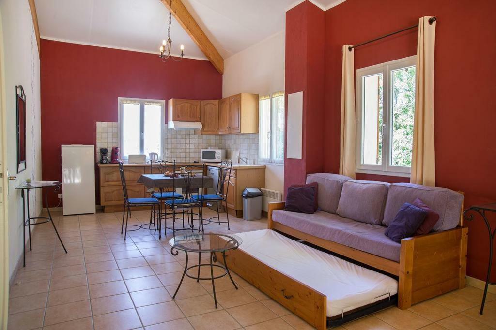 Apartment Le N4 Des Hauts De Sarlat, Clim Piscine Parking *